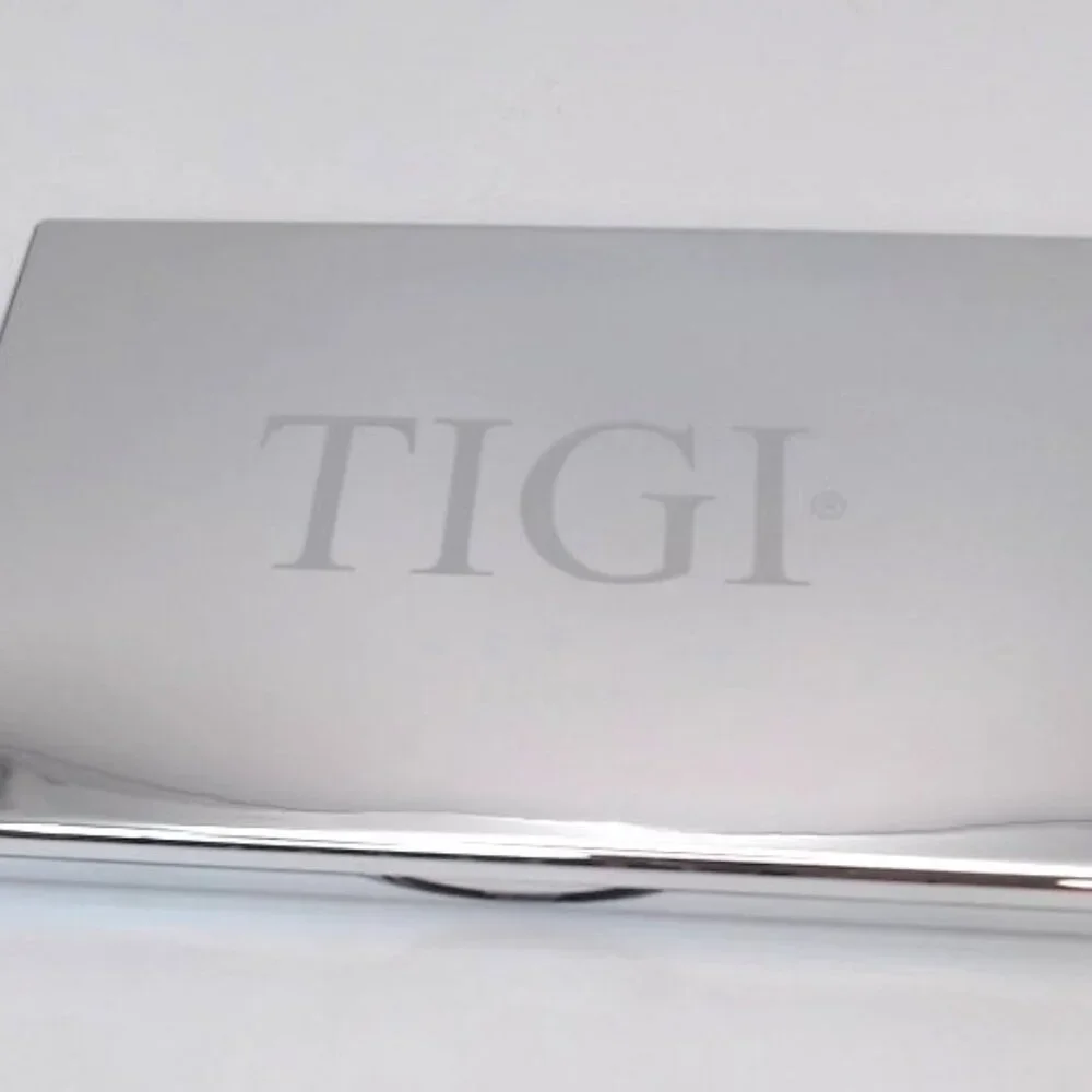 TIGI Professional Makeup - 8 Color Eyeshadow Palette,‎ BRAND NEW IN BOX